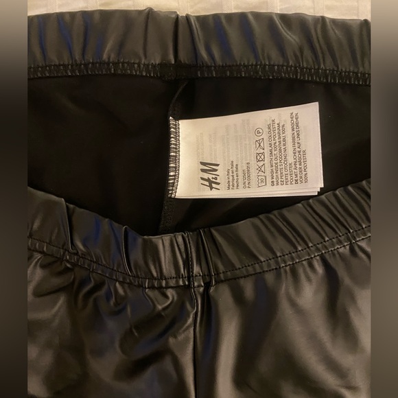 Faux Leather Leggings - Picture 2 of 2